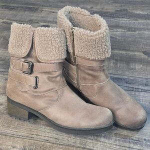 White Mountain Tan/brown/Cream Boots  Faux Fur Top Heel Zip Side Winter Style 10